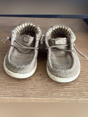 Hey Dude Toddler Wally Stretch Sock Slip-On Casual Shoes in Walnut Color Size 6c